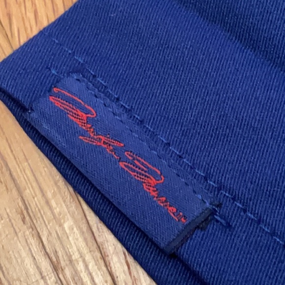 Marilyn Monroe Scrub Top by Medichic . Size XS. Galaxy Blue . NWT!! - Picture 6 of 8